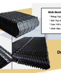 tấm chắn bắn nước